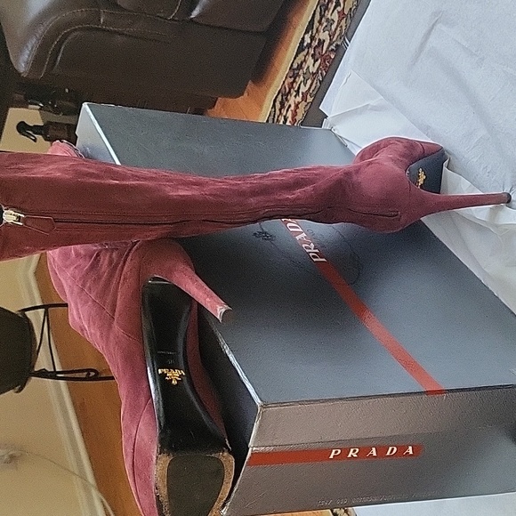 Prada Suede Knee-high Boots size 40 - Picture 4 of 7